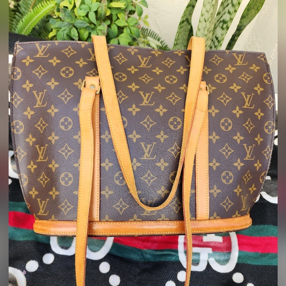 Authentic Louis Vuitton Babylone tote bag - Picture 3 of 17